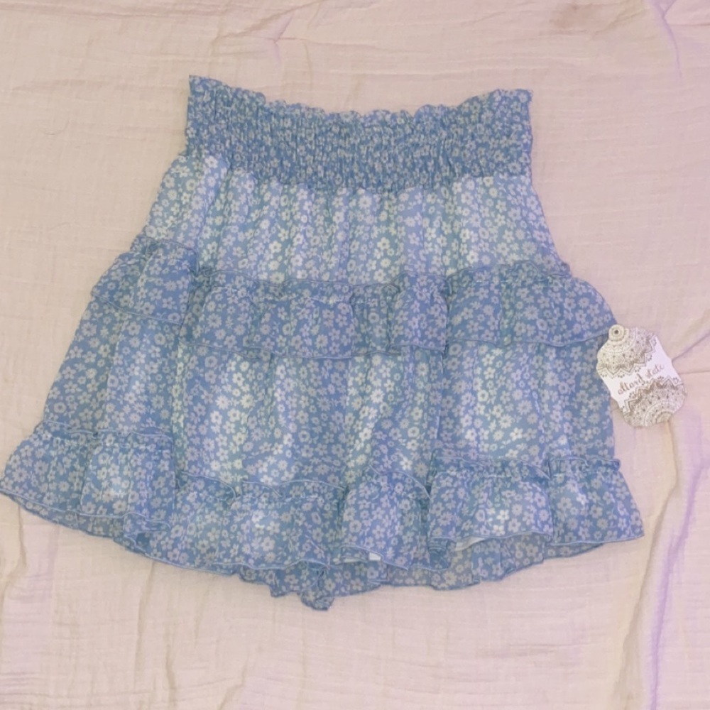 ruffle mini skirt